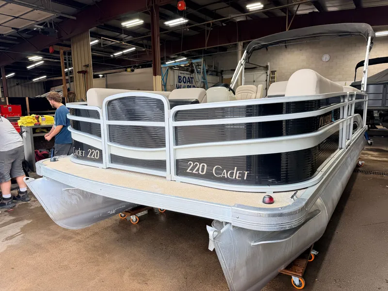 Slide: The Image of Weeres 220 Cadet Cruise & 90HP Evinrude ETec 2016 - 39