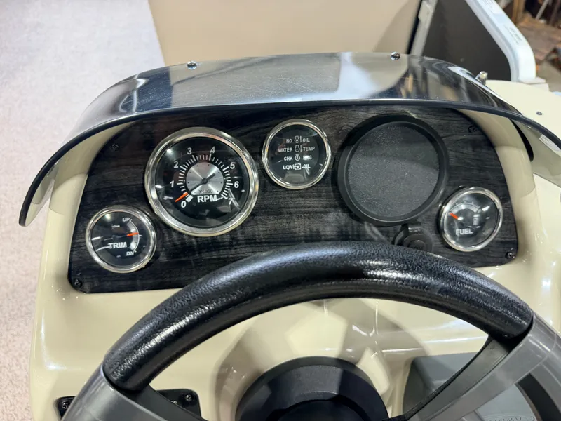 Slide: The Image of Weeres 220 Cadet Cruise & 90HP Evinrude ETec 2016 - 26