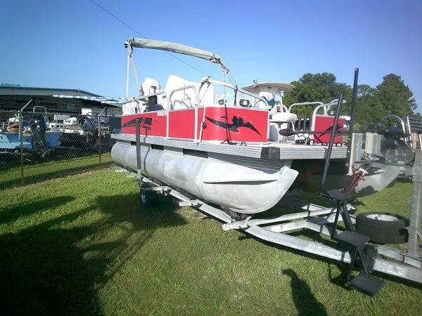 Slide: The Image of Starcraft 18' Pontoon refurbished 1997 - 7
