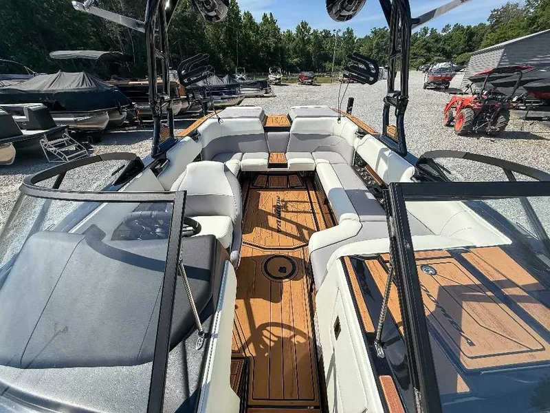 Slide: The Image of Moomba Max 2026 - 16
