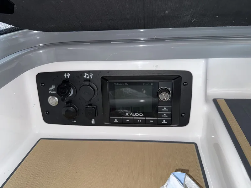 Slide: The Image of Nautique Super Air Nautique G25 Paragon 2021 - 19
