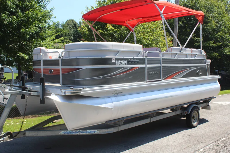 Slide: The Image of Qwest 820 LANAI 2020 - 2