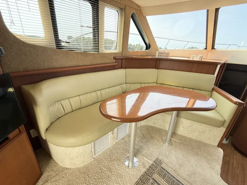 Slide: The Image of Silverton 34 Convertible 2005 - 17