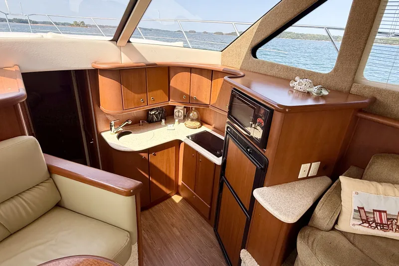Slide: The Image of Silverton 34 Convertible 2005 - 19