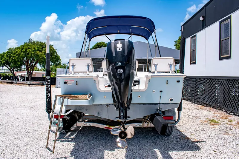 Slide: The Image of Boston Whaler 190 Montauk 2019 - 4