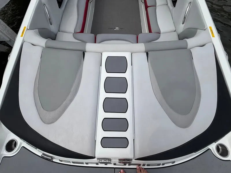 Slide: The Image of Centurion Enzo SV244 2013 - 825