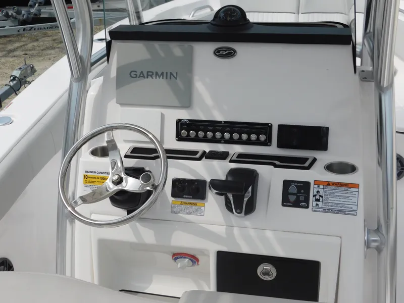 Slide: The Image of Sea Fox 248 Commander 2021 - 6