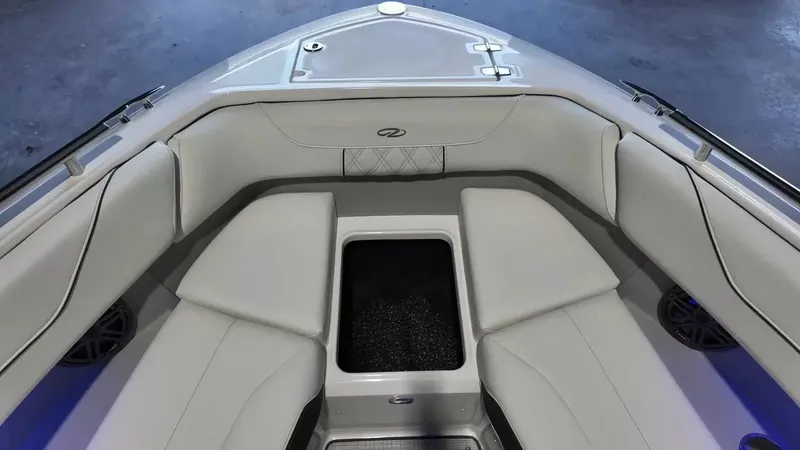 Slide: The Image of Regal LS6 2027 - 34