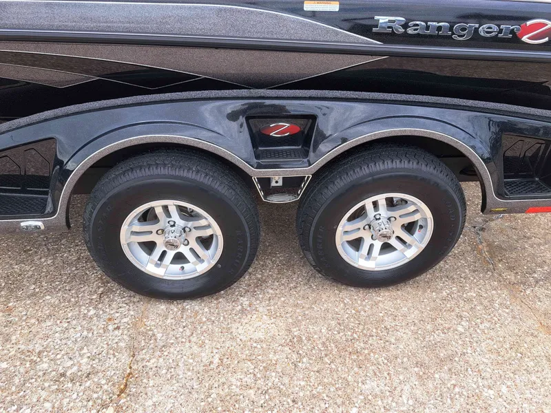 Slide: The Image of Ranger Z520R 2024 - 14