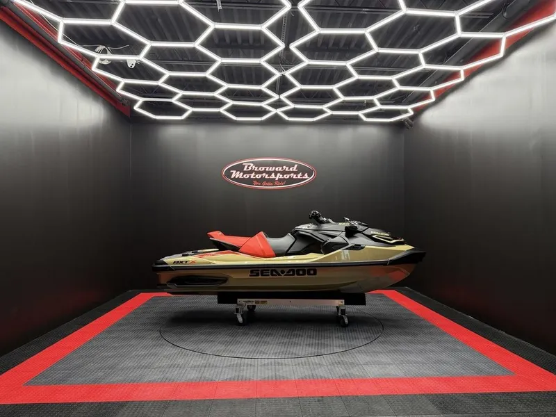The Image of Sea-Doo RXT-X 325 2025 - 0