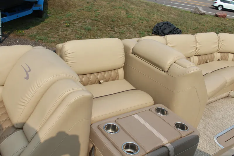 Slide: The Image of Bennington R28 2017 - 20