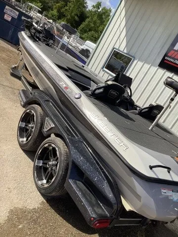 Slide: The Image of Skeeter FXR21 Limited 2020 - 55