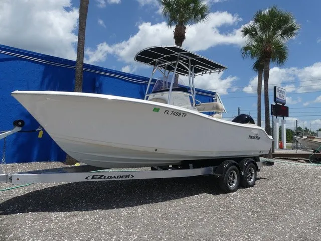 The Image of NauticStar 2302 Legacy 2022 - undefined