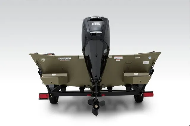 Slide: The Image of Tracker Grizzly 2072 CC 2027 - 30