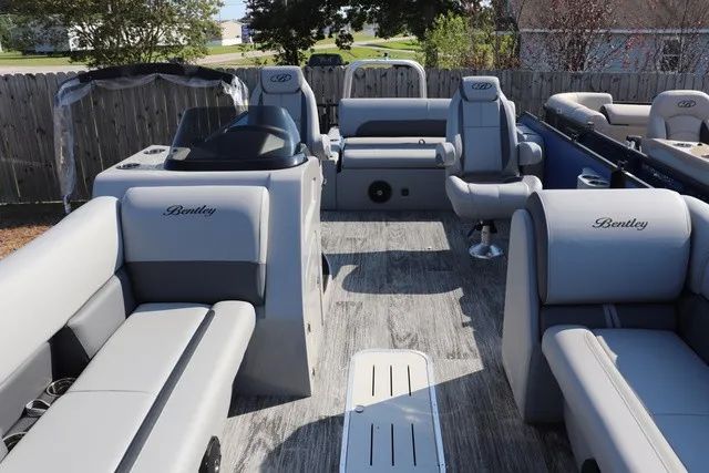 Slide: The Image of Bentley Pontoons Legacy 243 Swingback 2027 - 2