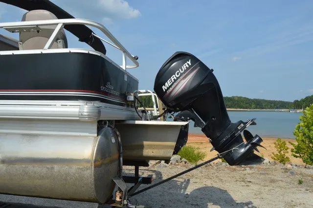 Slide: The Image of Sun Tracker Bass Buggy 18 DLX 2015 - 27