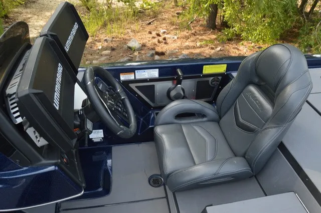 Slide: The Image of Falcon Boats F21 Predator 2025 - 26