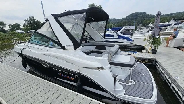 Slide: The Image of Monterey 295 Sport Yacht 2021 - 3