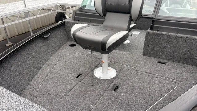 Slide: The Image of Lund 1650 REBEL XL SPORT SE 2027 - 10