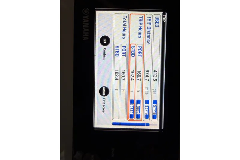Slide: The Image of Yamaha display showing trip data for 2018 Sea Hunt Gamefish 27 boat. - 14