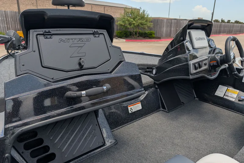 Slide: The Image of Interior of a 2027 Nitro Z18 XL Pro boat with Garmin navigation system. - 9