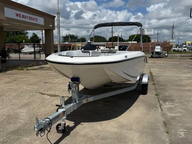 Slide: The Image of Bayliner 170EL 2026 - 3