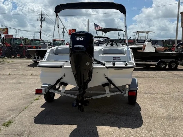 Slide: The Image of Bayliner 170EL 2026 - 8