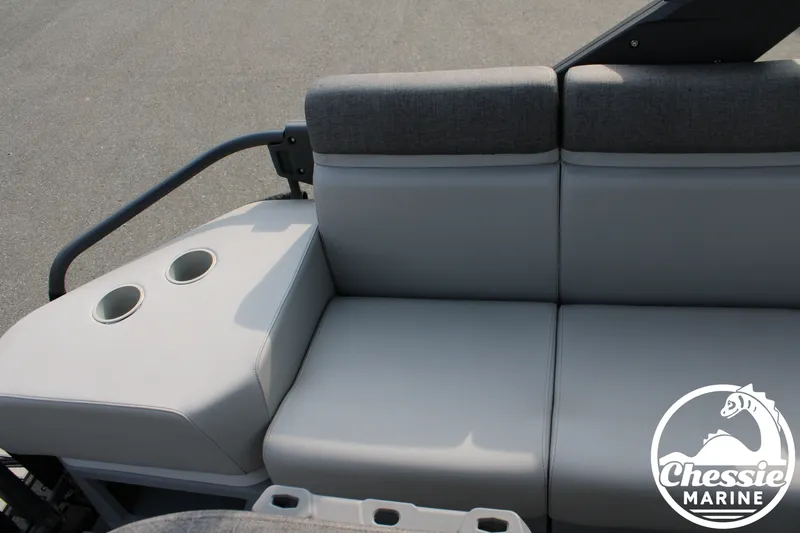 Slide: The Image of Sea-Doo Switch Sport 21 2023 - 14