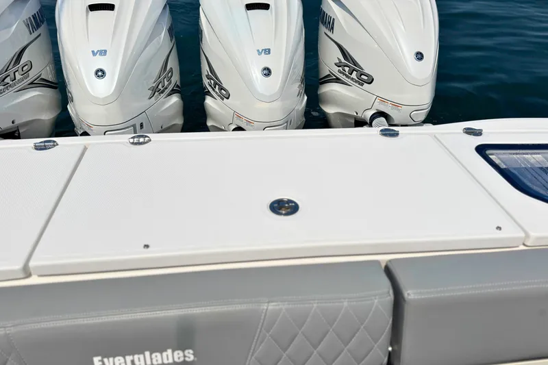 Slide: The Image of 2023 Everglades 455 Center Console with Yamaha XTO V8 outboard engines. - 66