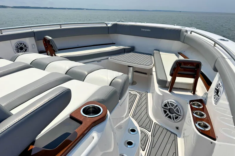 Slide: The Image of Luxurious seating area on 2023 Everglades 455 Center Console boat, featuring modern design and amenities. - 46