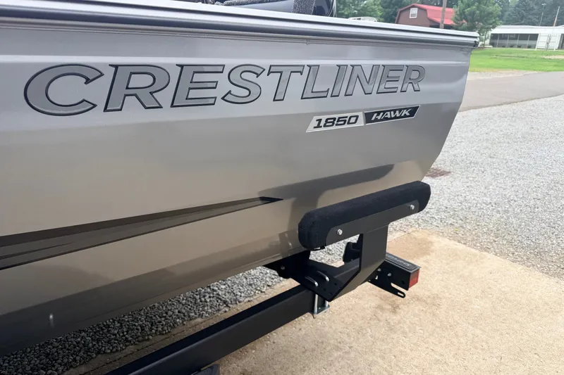 Slide: The Image of 2027 Crestliner 1850 Kodiak SC boat on trailer, side view. - 10