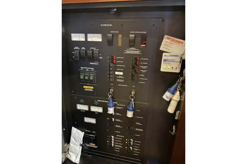 Slide: The Image of Electrical control panel on a 2005 Sea Ray 48 Sundancer yacht. - 101