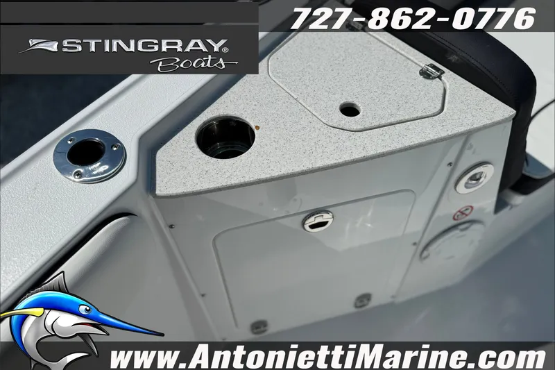 Slide: The Image of Stingray 24 HY boat console with storage, featuring sleek design and marine accessories. - 9