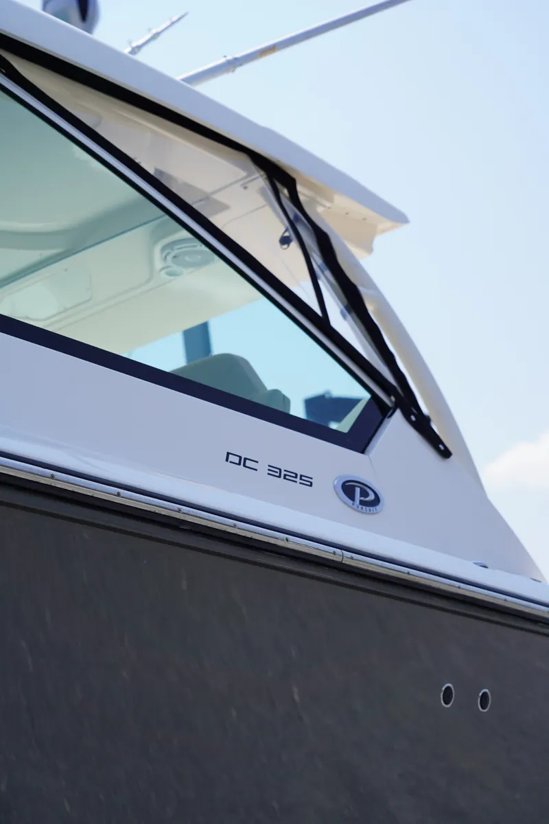 Slide: The Image of Pursuit DC 325 Dual Console 2015 - 159