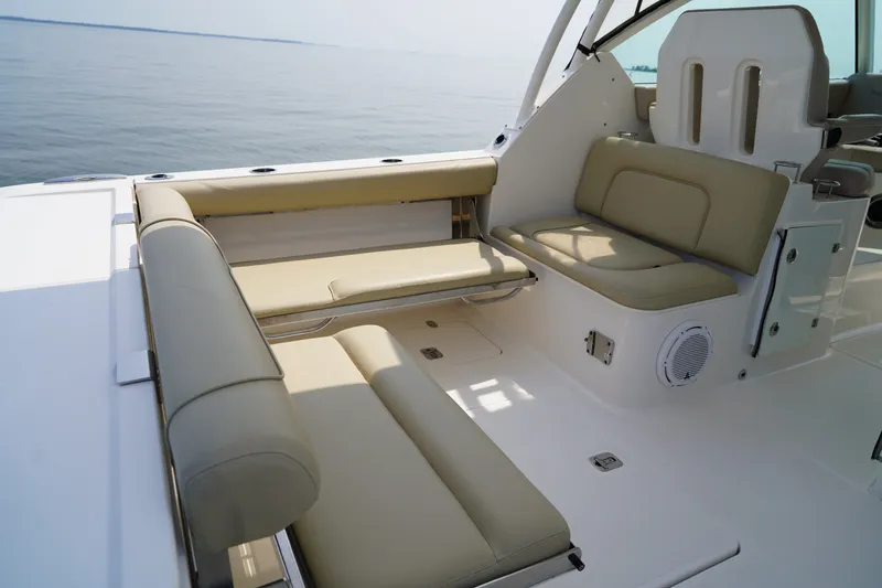 Slide: The Image of Pursuit DC 325 Dual Console 2015 - 85