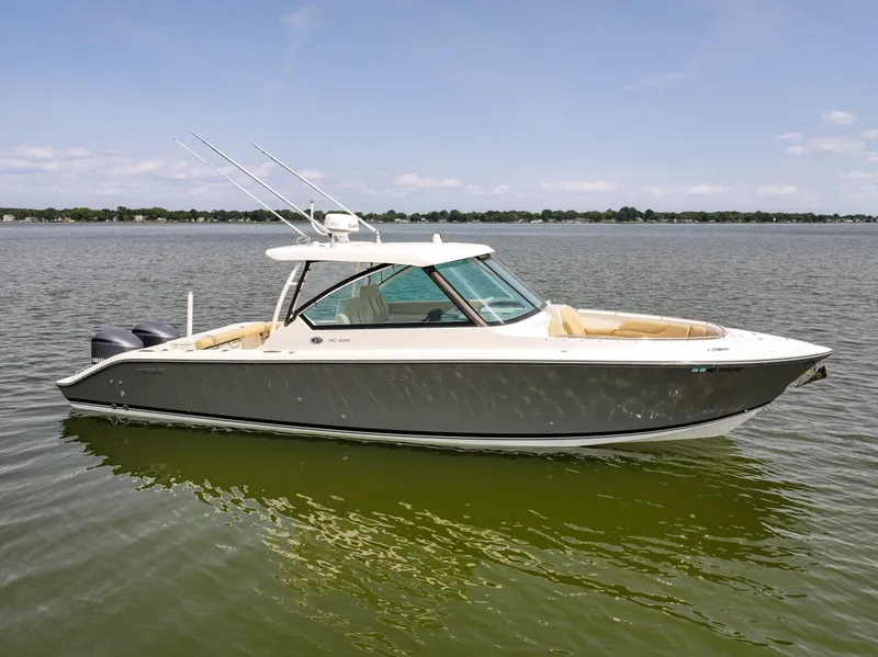 Slide: The Image of Pursuit DC 325 Dual Console 2015 - 95