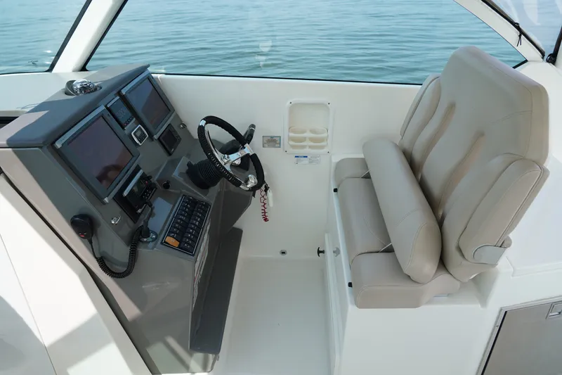 Slide: The Image of Pursuit DC 325 Dual Console 2015 - 72