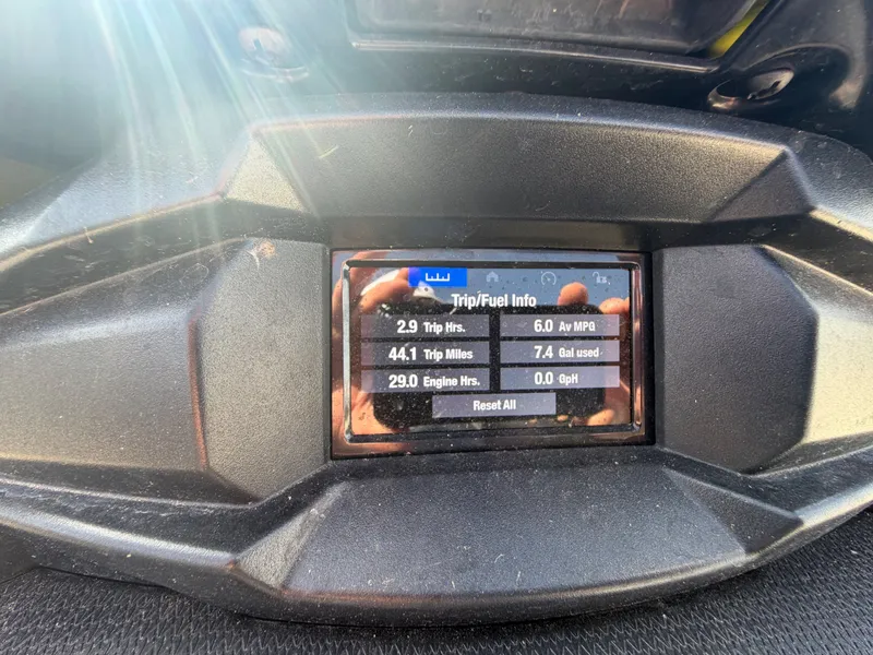 Slide: The Image of Yamaha VX Cruiser 2021 - 15