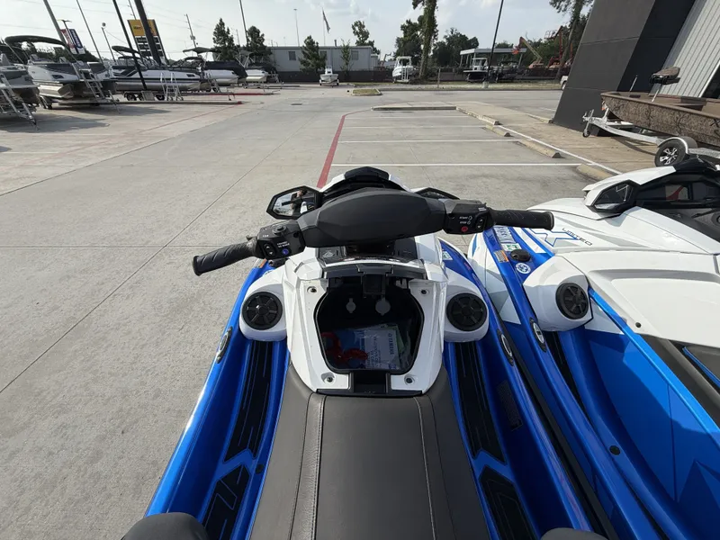 Slide: The Image of Yamaha VX Limited 2021 - 10