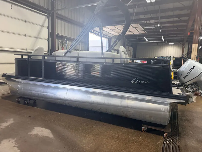 Slide: The Image of Apex Marine Qwest L818 Fish &60HP Honda 4Stroke 2023 - 59