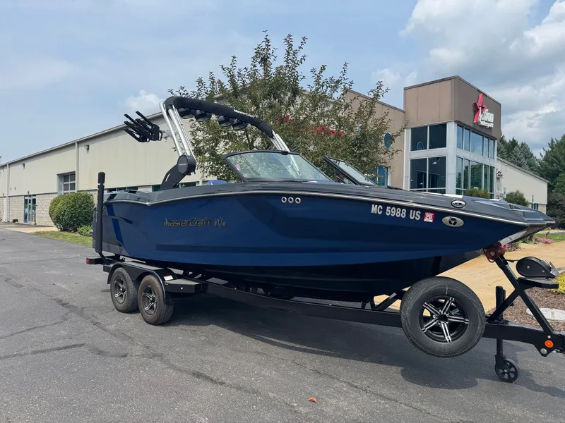 Slide: The Image of MasterCraft NXT22 2022 - 2
