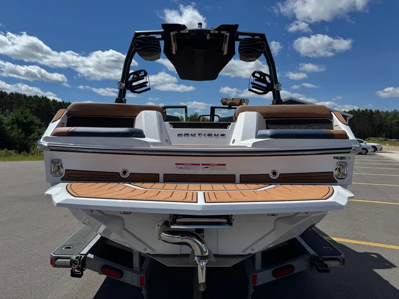 Slide: The Image of Nautique Super Air Nautique GS20 2027 - 10