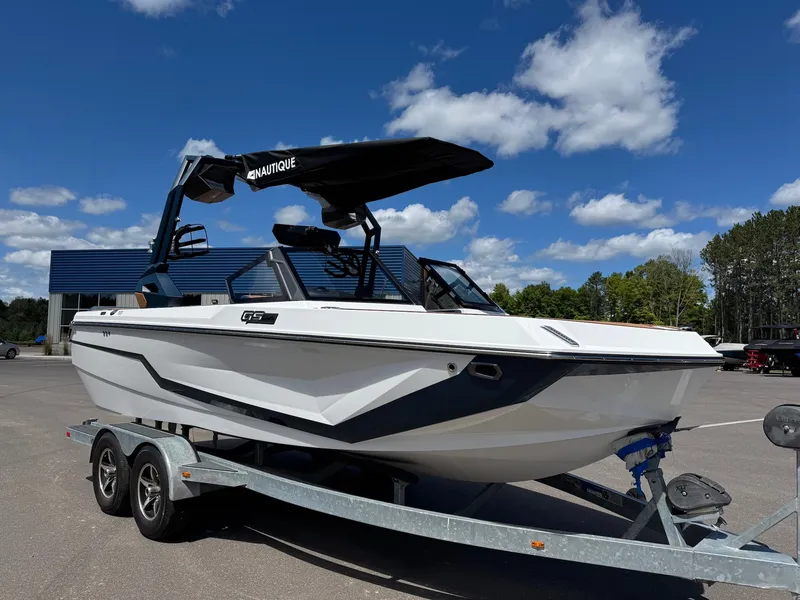 Slide: The Image of Nautique Super Air Nautique GS20 2027 - 8