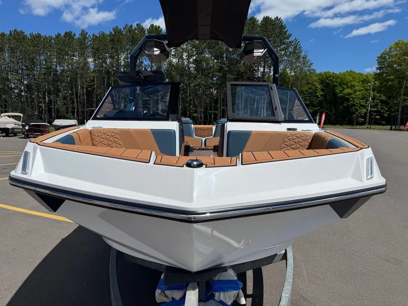 Slide: The Image of Nautique Super Air Nautique GS20 2027 - 12