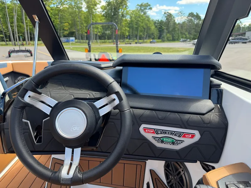 Slide: The Image of Nautique Super Air Nautique GS20 2027 - 25