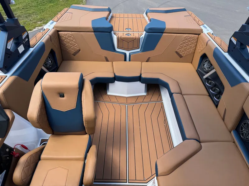 Slide: The Image of Nautique Super Air Nautique GS20 2027 - 18