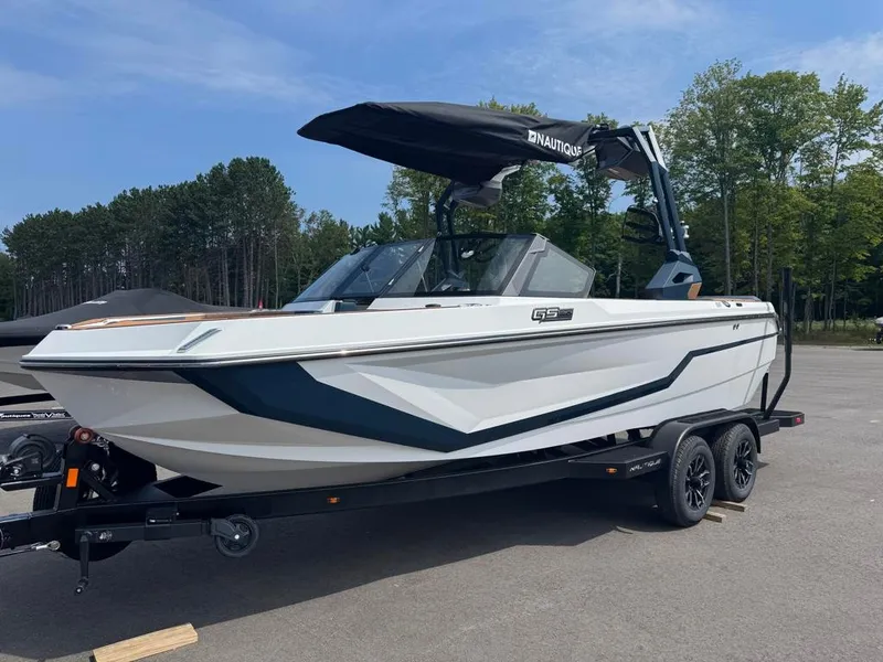 Slide: The Image of Nautique Super Air Nautique GS20 2027 - 4