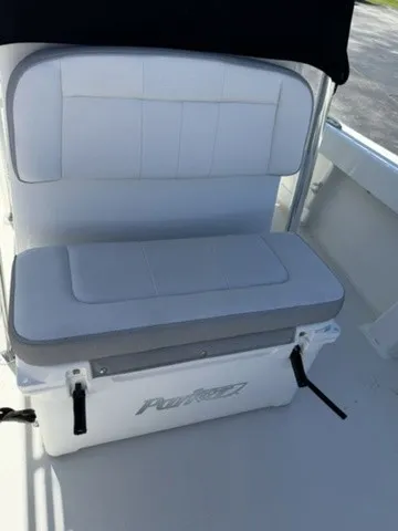 Slide: The Image of Parker Marine 2100 Special Edition 2022 - 9