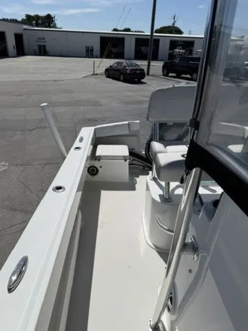 Slide: The Image of Parker Marine 2100 Special Edition 2022 - 13