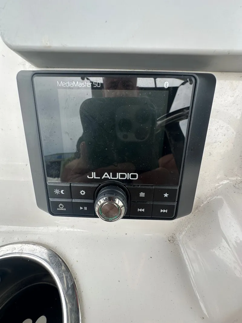 Slide: The Image of Robalo R180 Center Console 2021 - 11